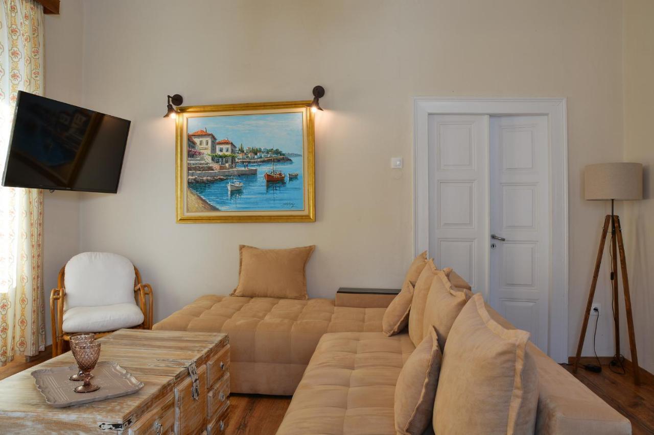 The Veranda Of Gavrion-Exclusive, Centrally Located With Seaview Luaran gambar